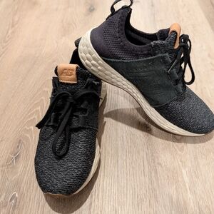 New Balance Women Sneakers Size 6